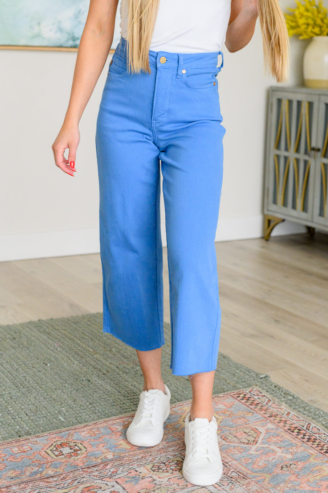 Lisa High-Rise Control Top Wide Leg Crop Jeans | Sky Blue | Judy Blue