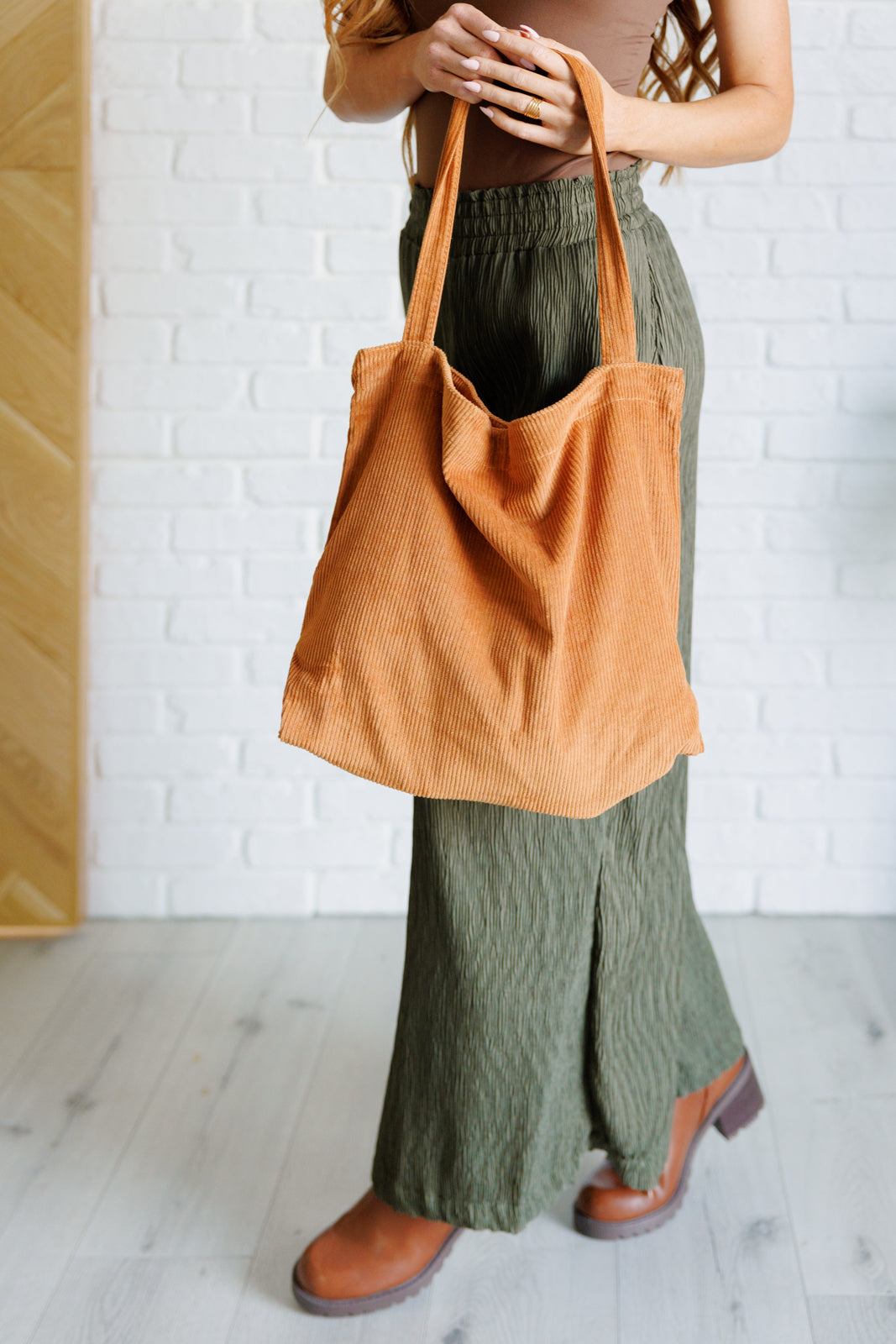 Last Minute Corduroy Tote | Brown