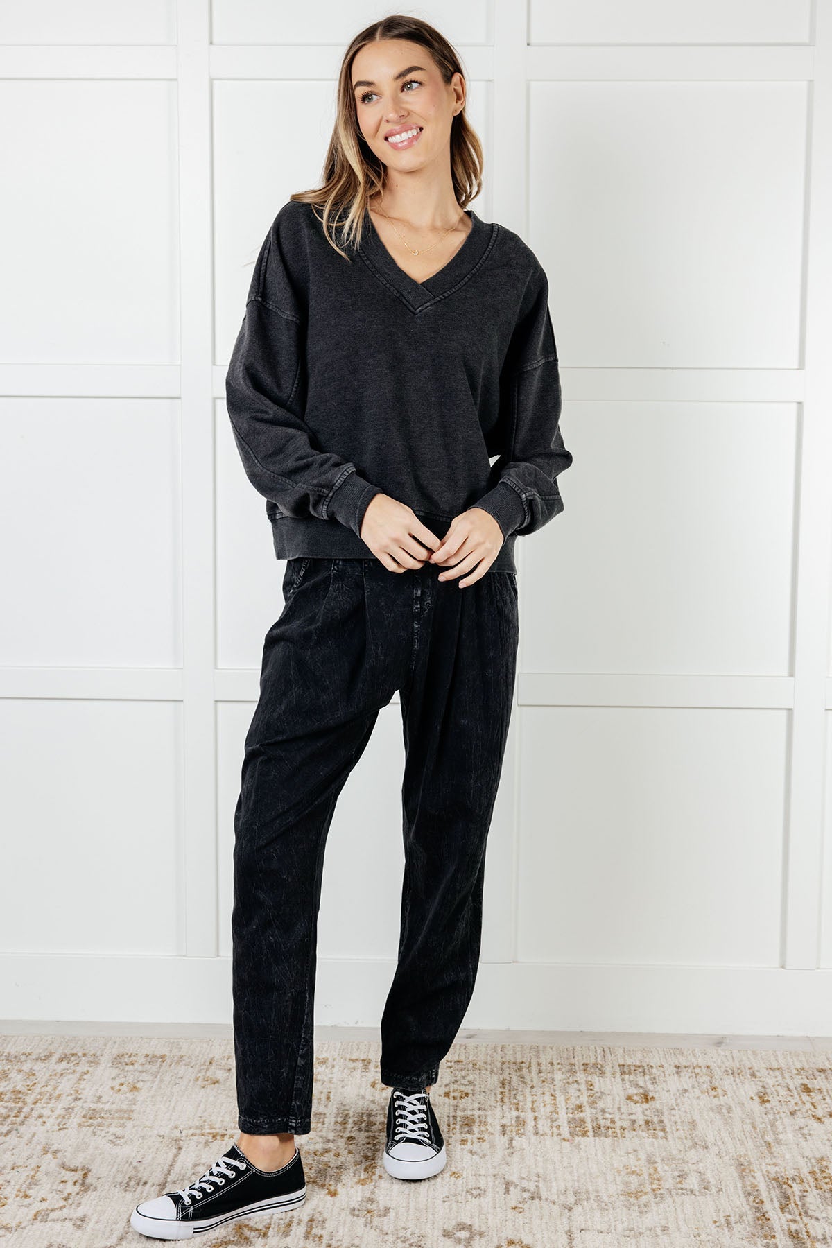 Limber Up Straight Leg Sweatpants | Black