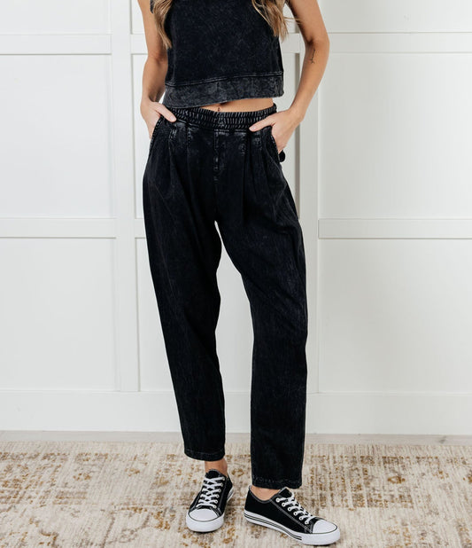 Limber Up Straight Leg Sweatpants | Black