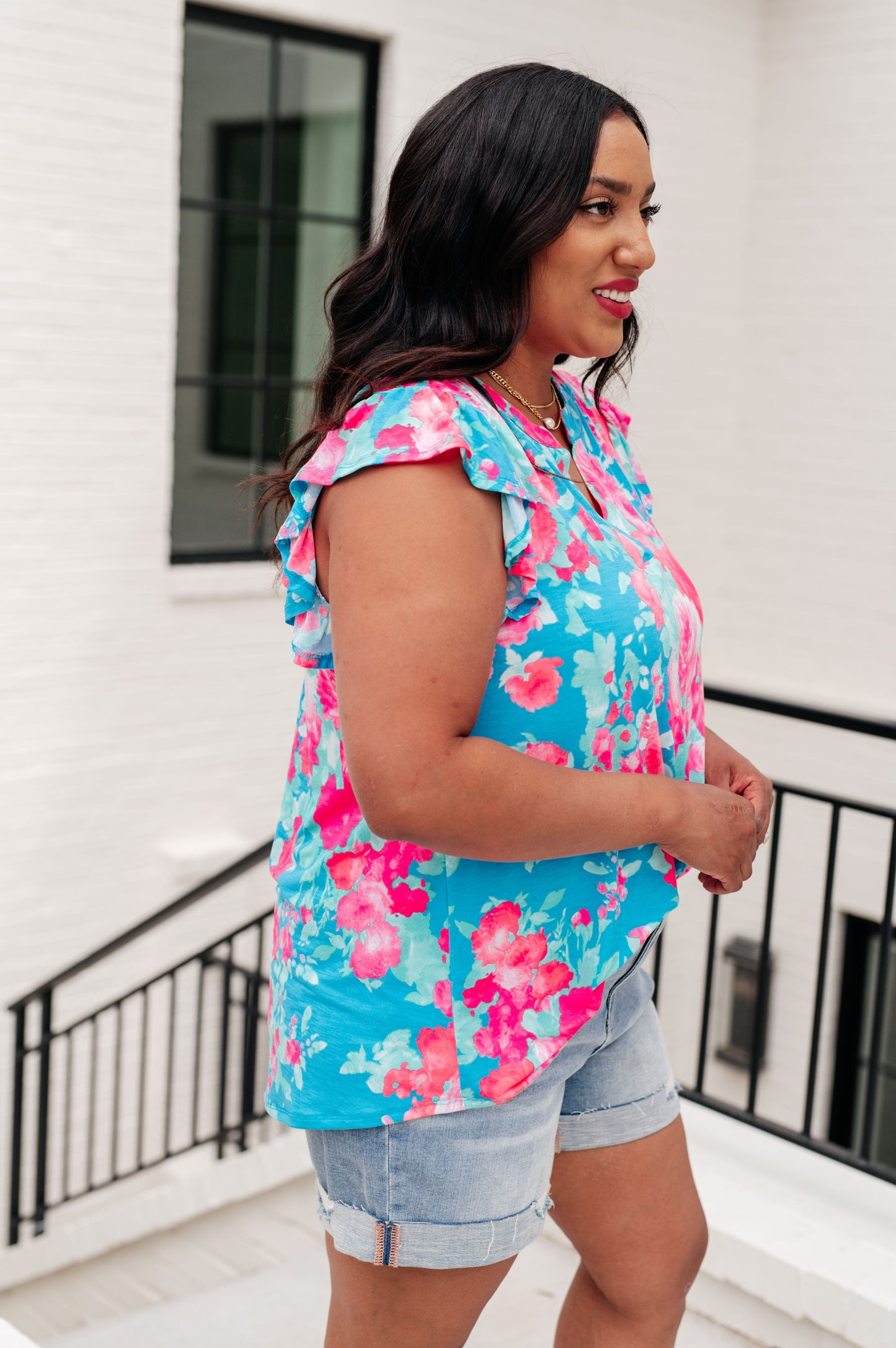 Lizzy Flutter Sleeve Top | Blue & Pink Roses