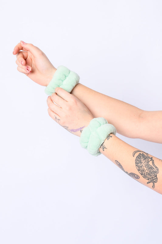 Lost in the Moment Headband & Wristband Set | Green