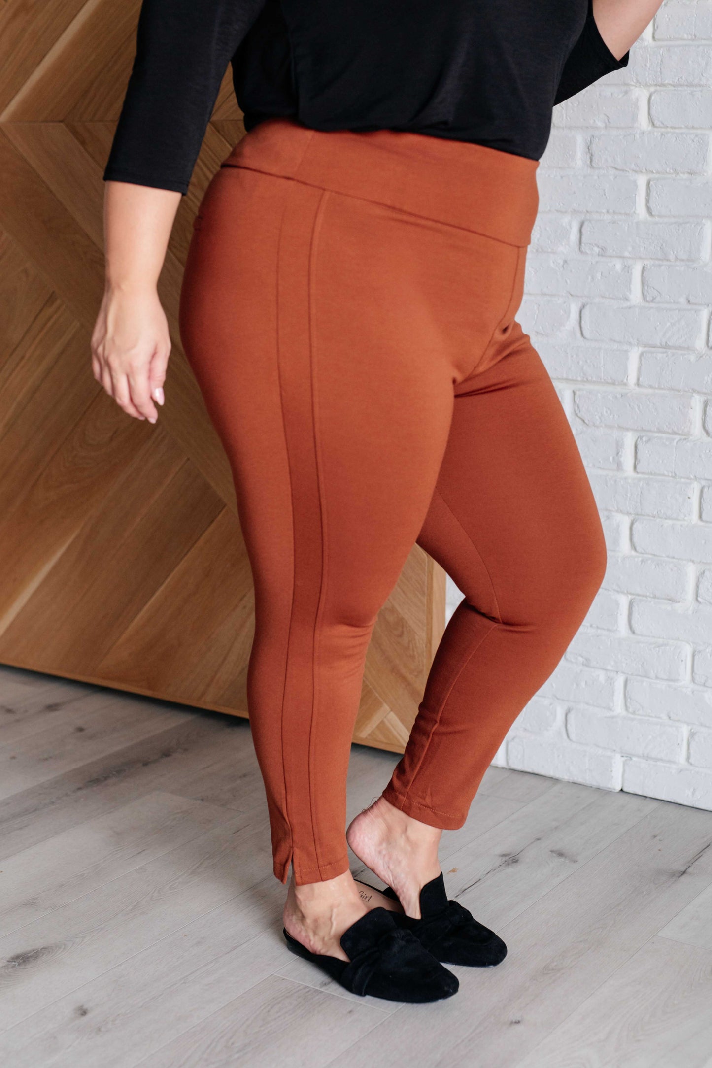 Magic Ankle Crop Skinny Pants | Rust