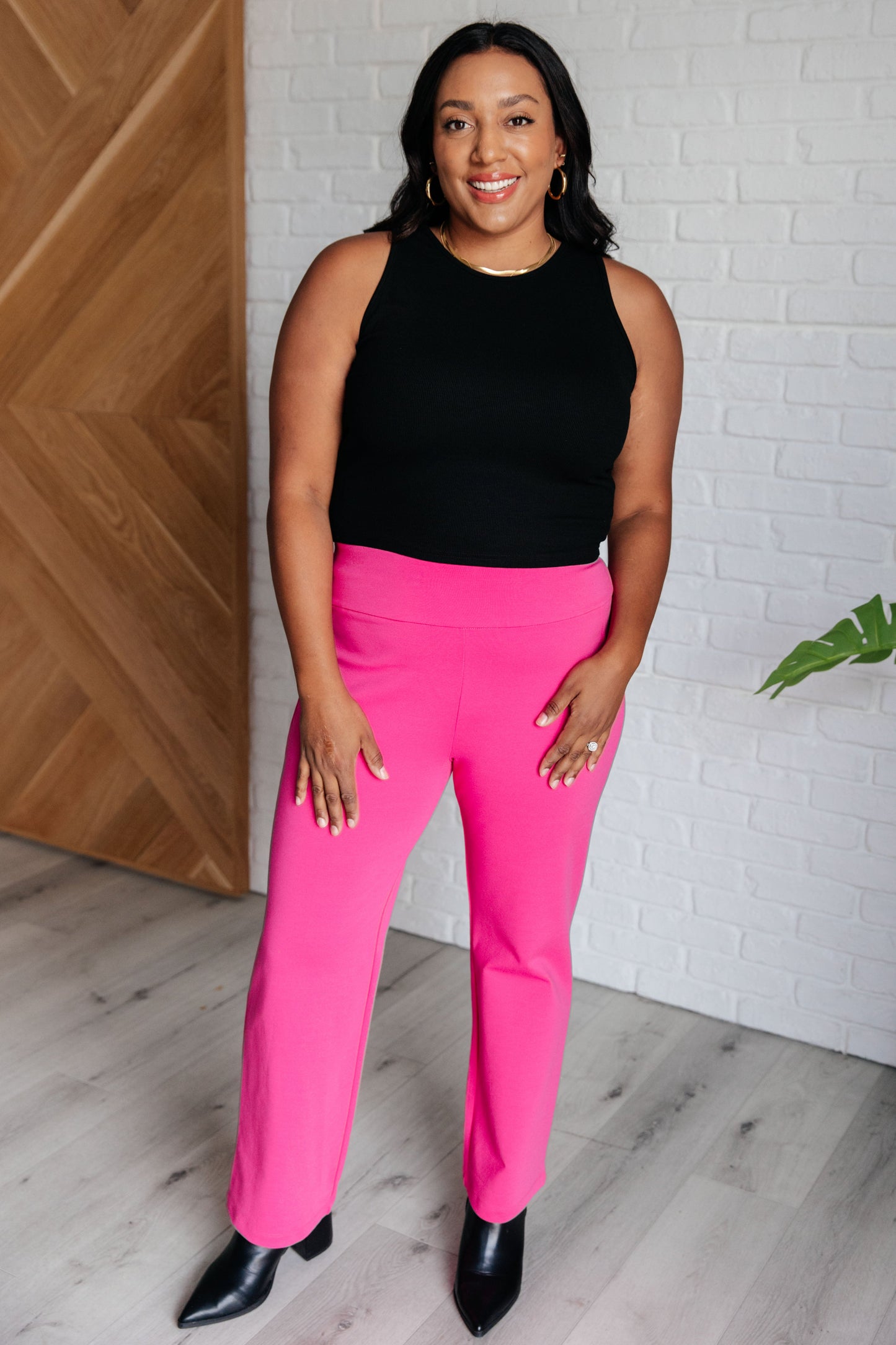 Magic Straight Pants | Hot Pink