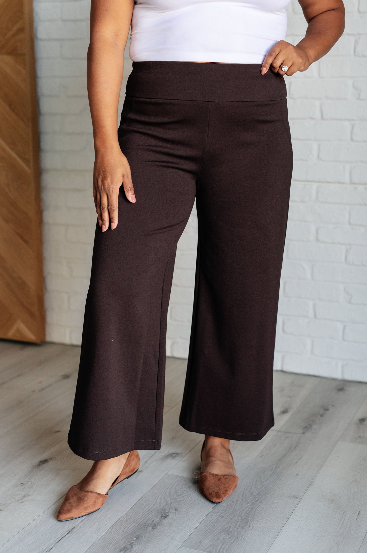 Magic Wide Leg Crop Pants | Chocolate