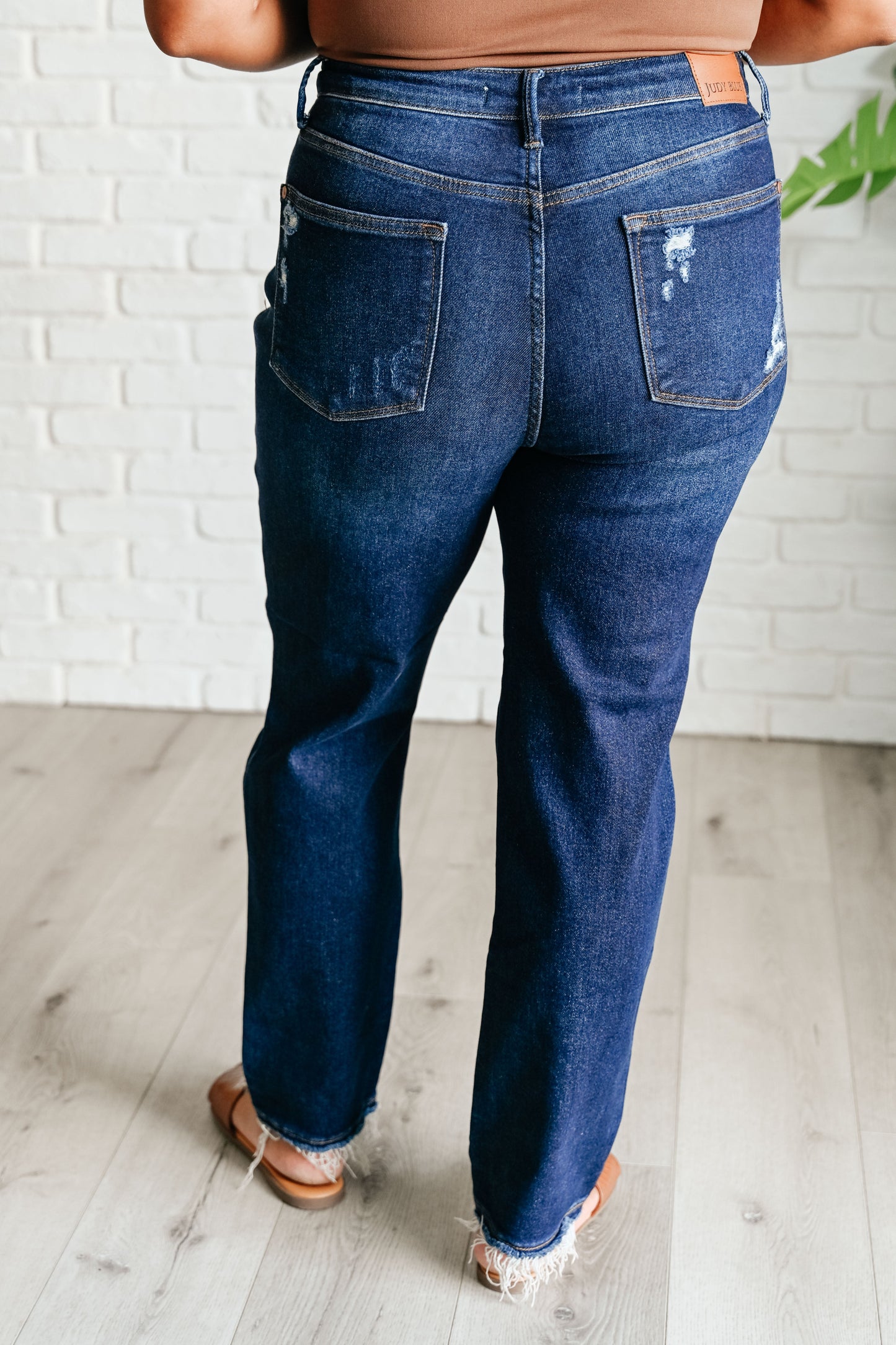 Montana High-Rise Rigid Magic Distressed Straight Jeans | Judy Blue