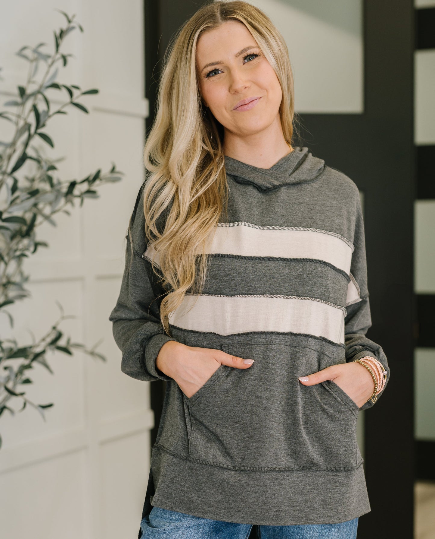 Nice to Meet Me Pullover