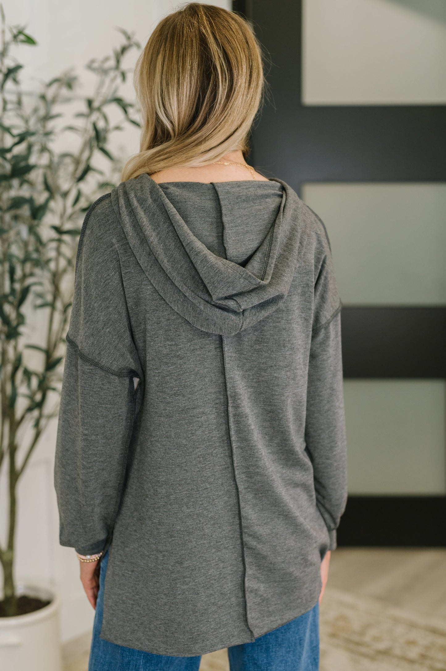 Nice to Meet Me Pullover