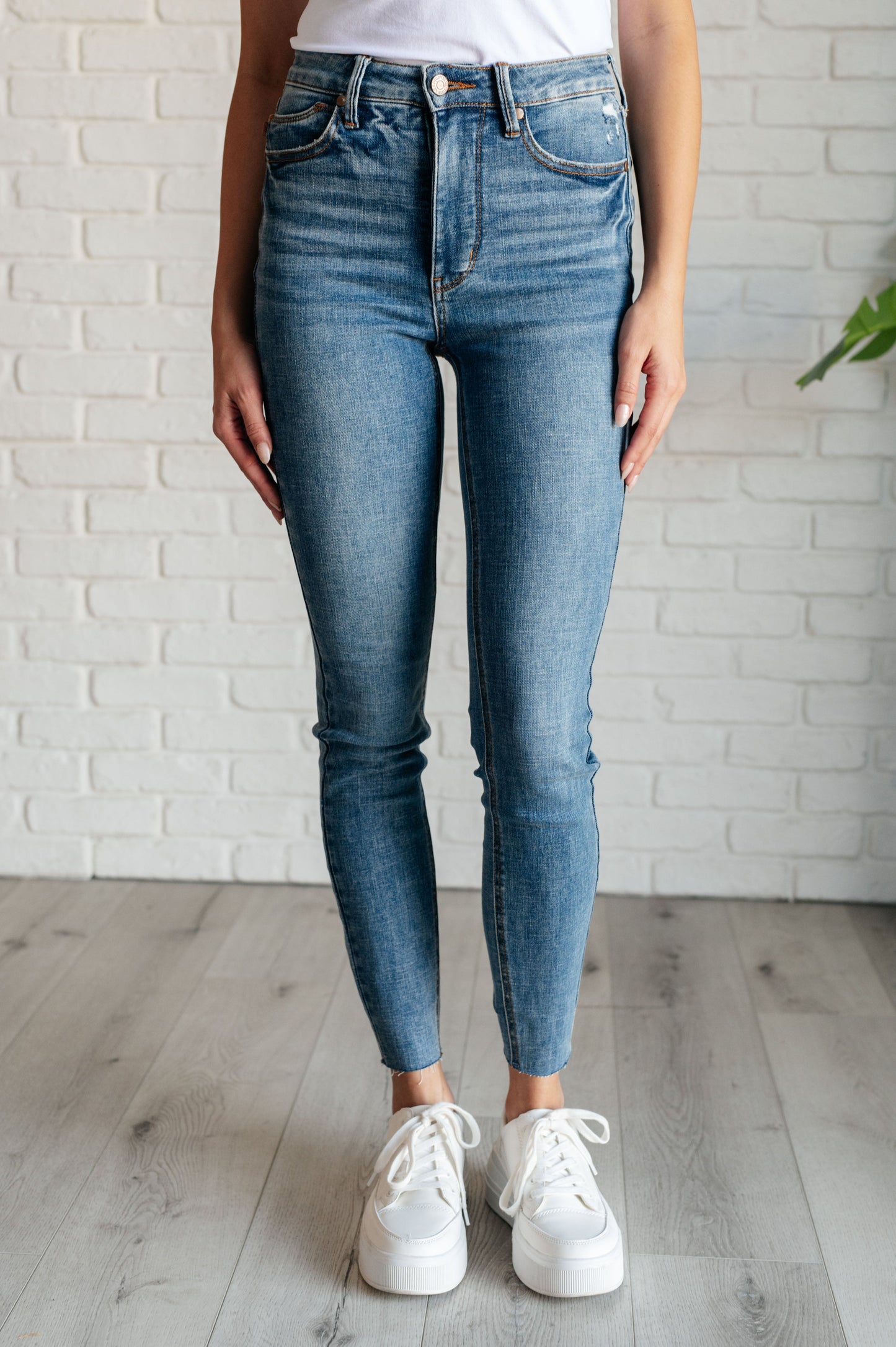 Nicole Tummy Control Skinny Jeans | Vintage Wash | Judy Blue