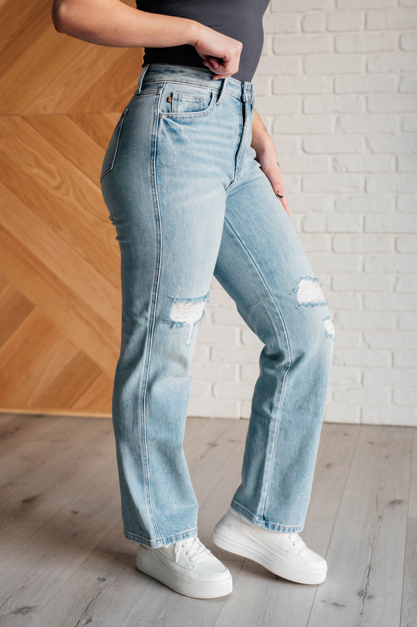 Patricia High-Rise Rigid Magic 90's Straight Jeans | Judy Blue