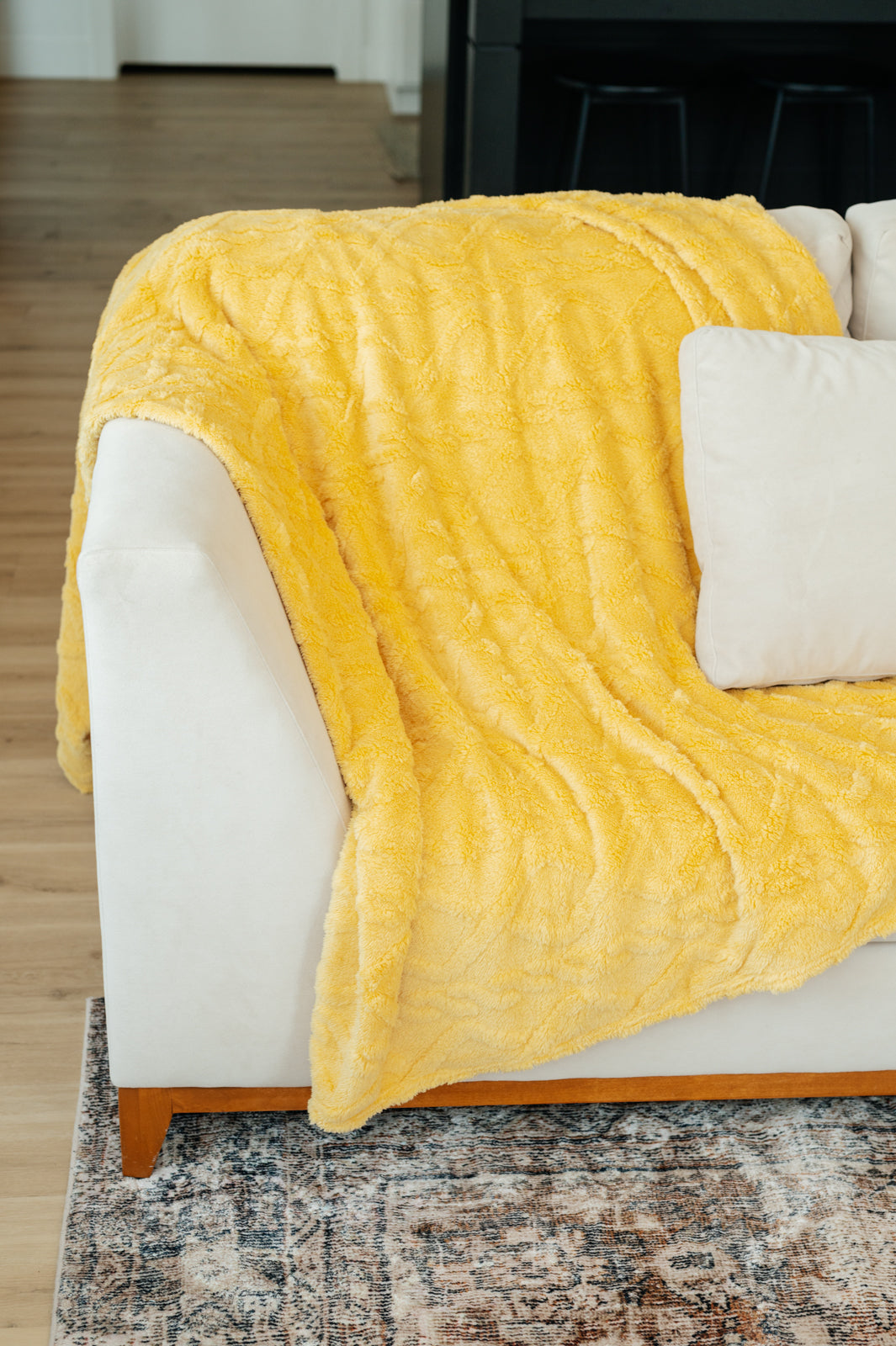 Clara Blanket | Family Cuddle Size | Multiple Colors