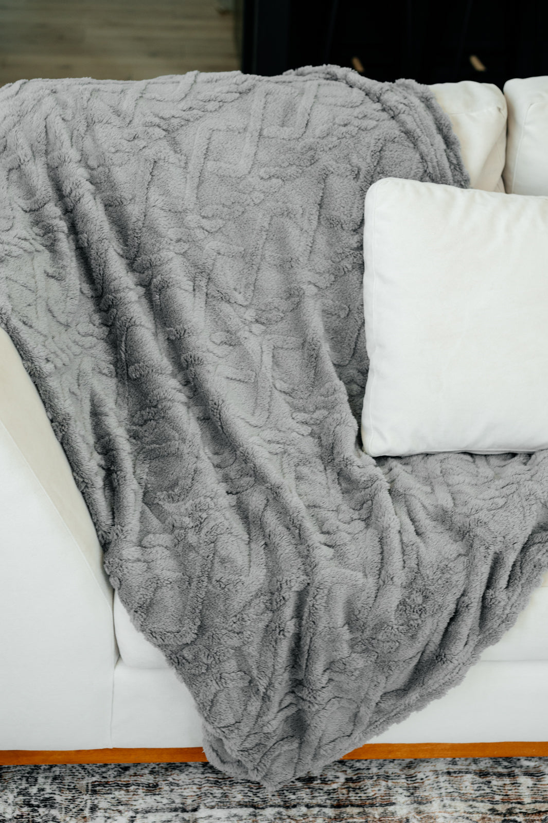 Clara Blanket | Family Cuddle Size | Multiple Colors