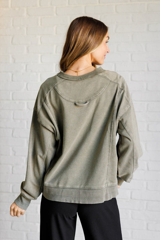 Quick Fix Mineral Wash Pullover | Army Green