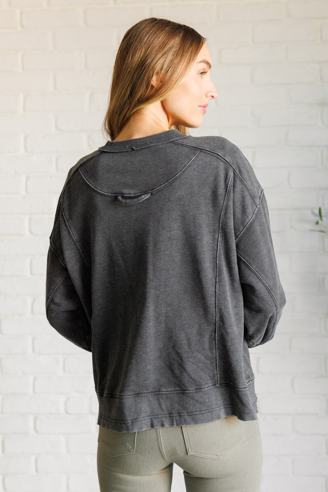 Quick Fix Mineral Wash Pullover | Black