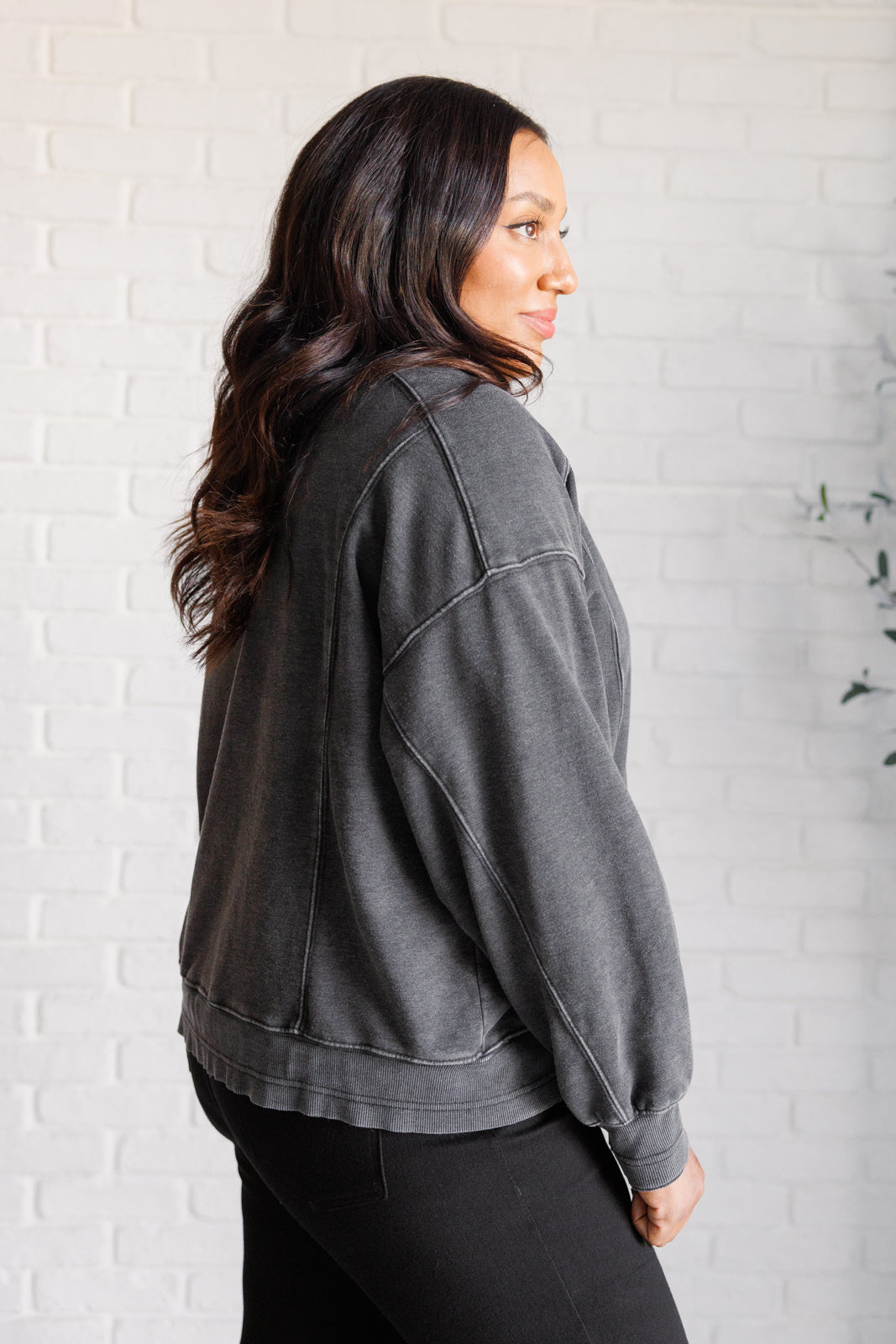 Quick Fix Mineral Wash Pullover | Black