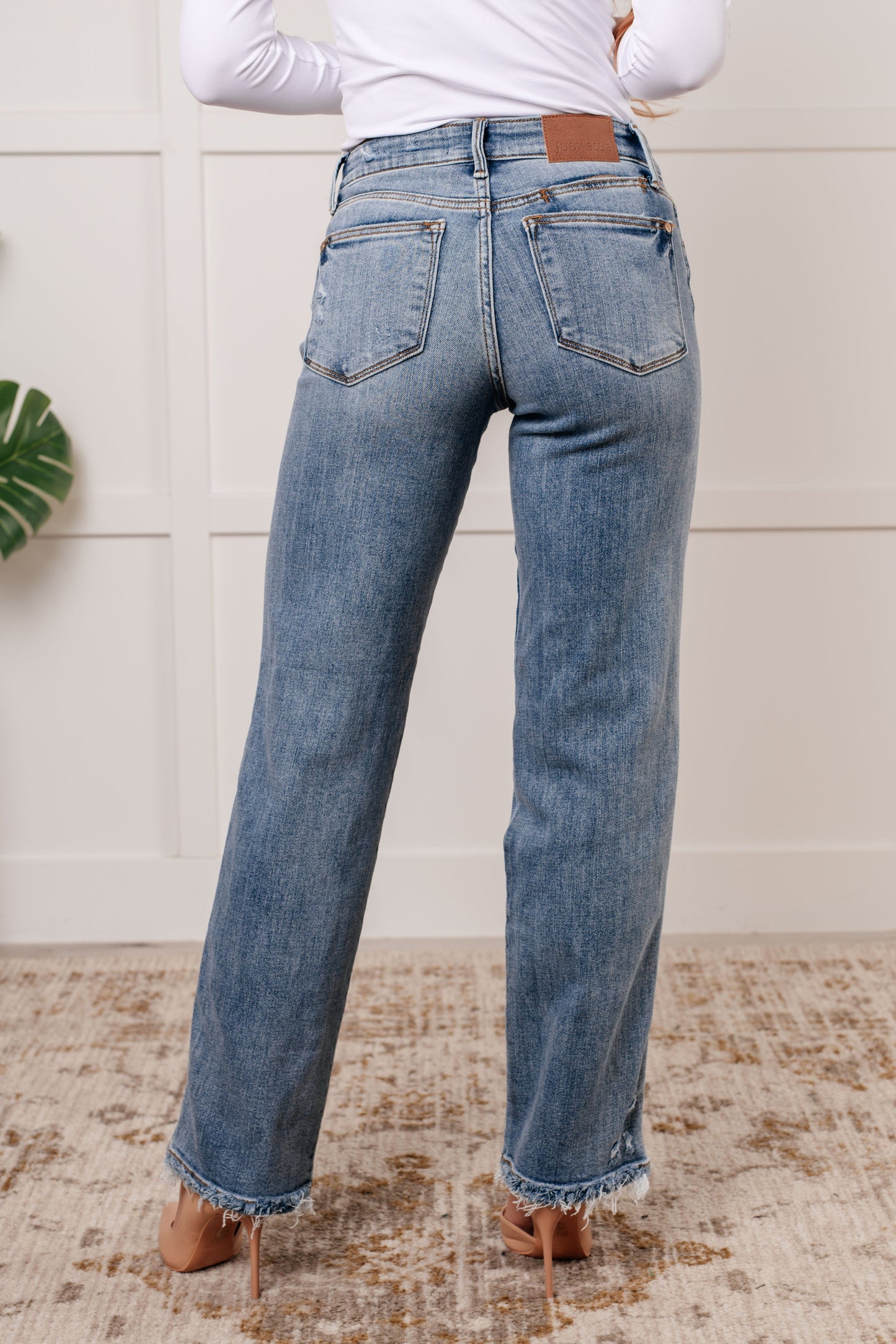 Quinn Mid-Rise Cell Phone Pocket Dad Jeans | Judy Blue