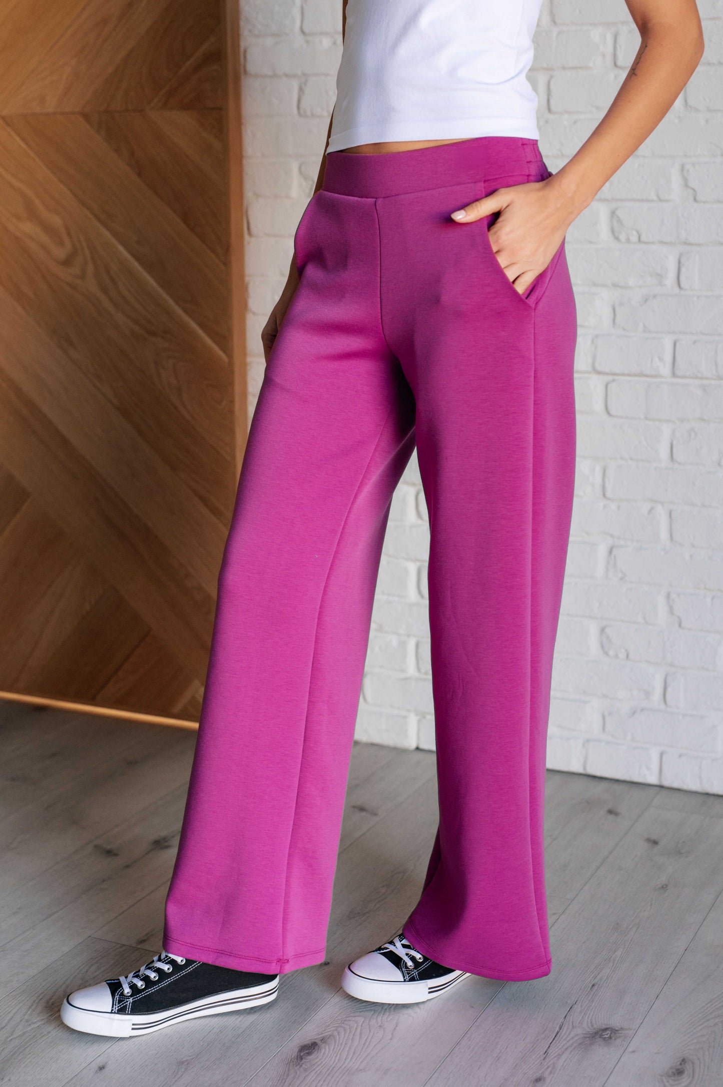 Resort Travel Wide Leg Cropped Pants | Magenta