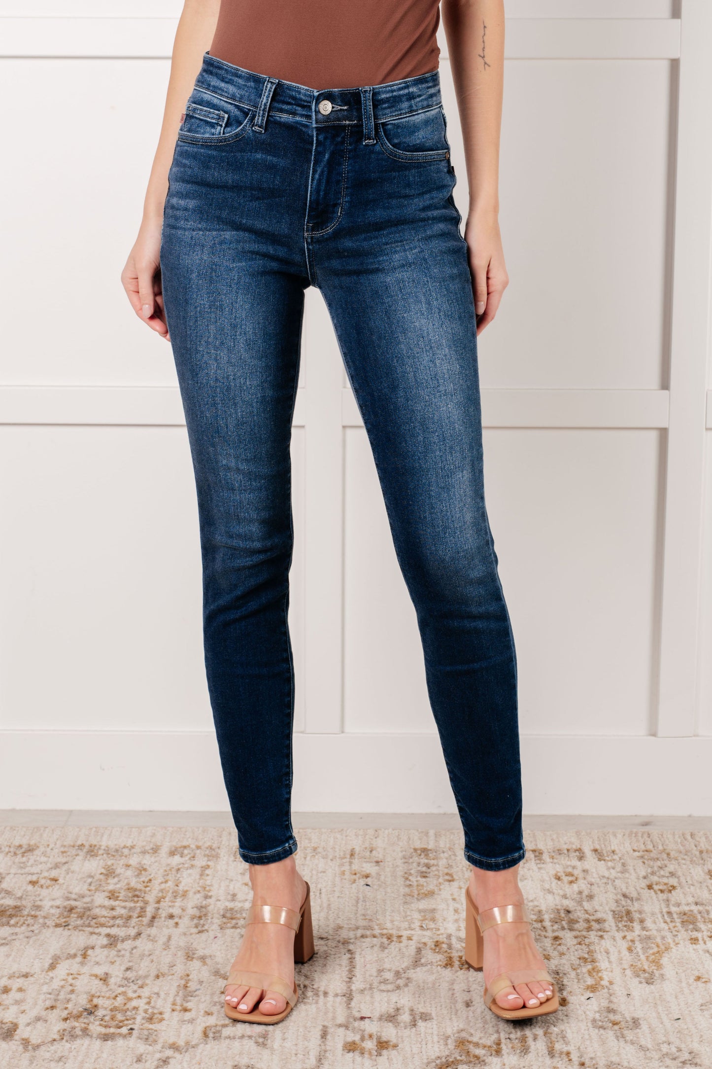 Skylar Mid-Rise Thermal Vintage Skinny Jeans | Judy Blue