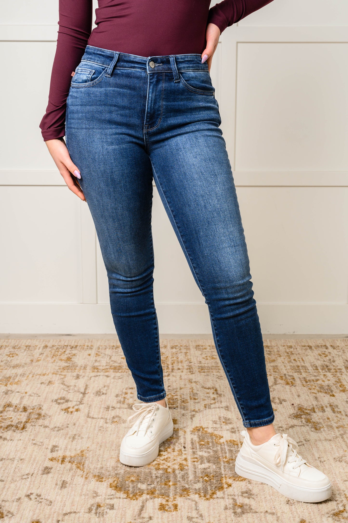 Skylar Mid-Rise Thermal Vintage Skinny Jeans | Judy Blue