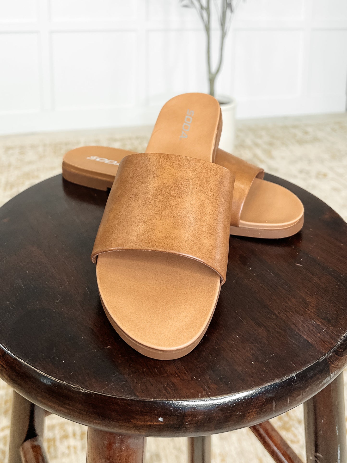 Sole Mate Sandals | Tan