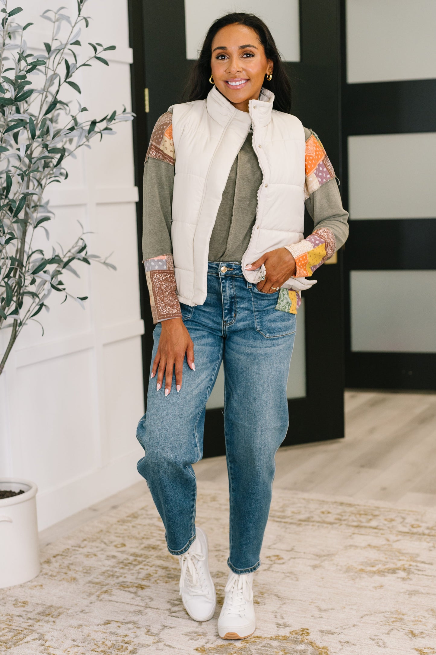 That's What I'm Talkin' About Puffer Vest | Sand Beige