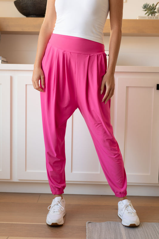 The Motive Slouch Joggers | Hot Pink