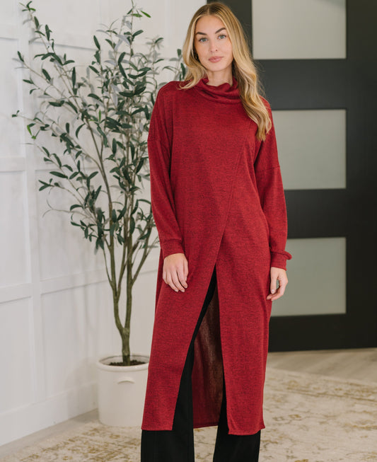 Travel City Scape Turtle Neck Top | Wine