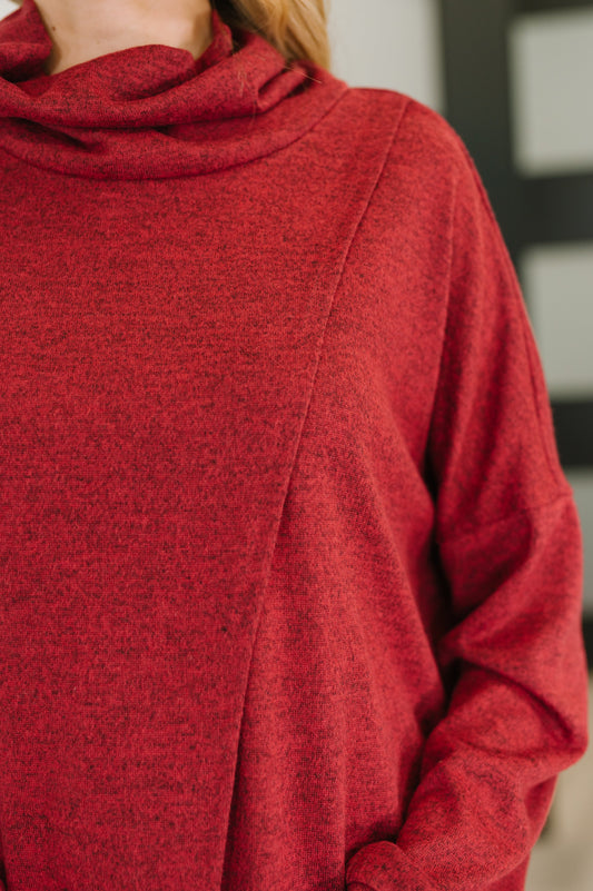 Travel City Scape Turtle Neck Top | Wine