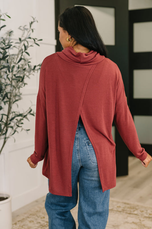 Travel Destination Pullover | Wine