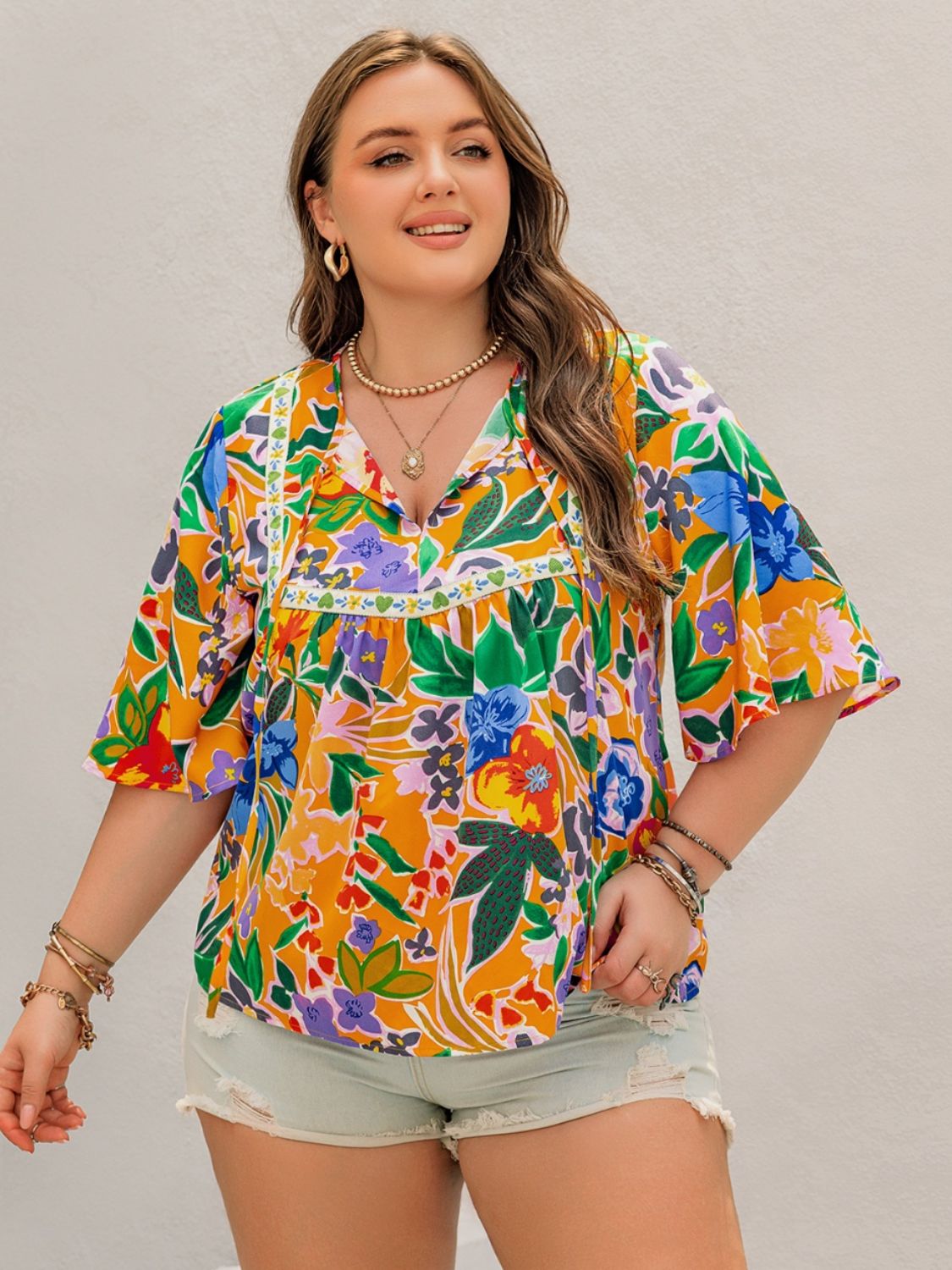 Brynlee Blouse | Curvy