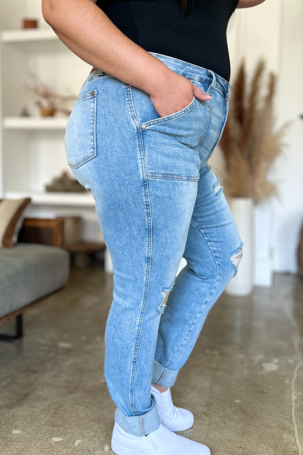 Denver Distressed Straight Jeans | Judy Blue