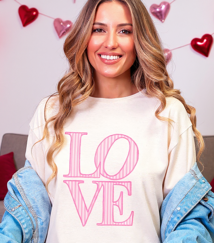 LOVE Graphic Tee