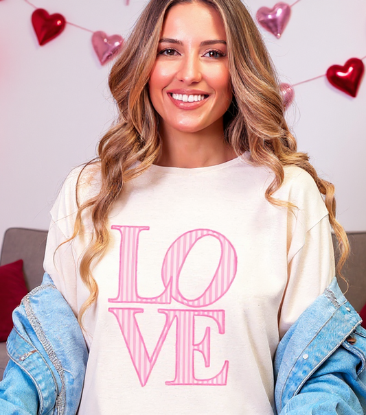 LOVE Graphic Tee