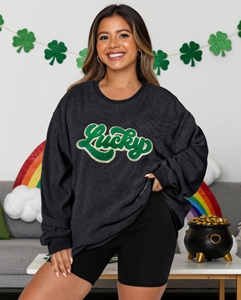 Lucky Sweatshirt | Curvy