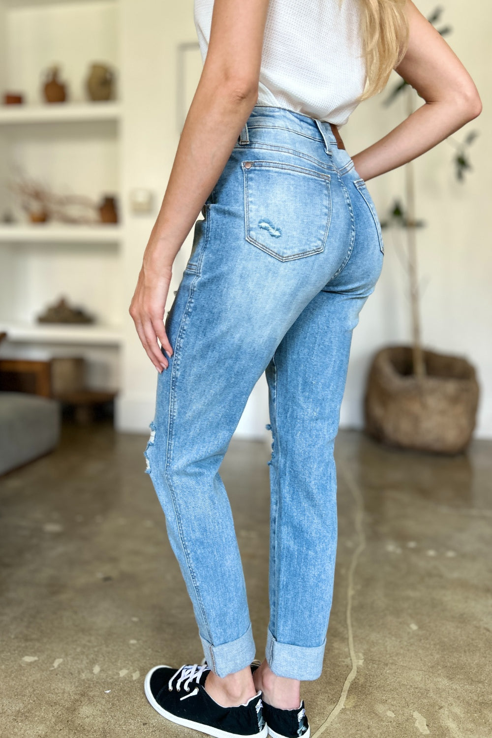 Denver Distressed Straight Jeans | Judy Blue