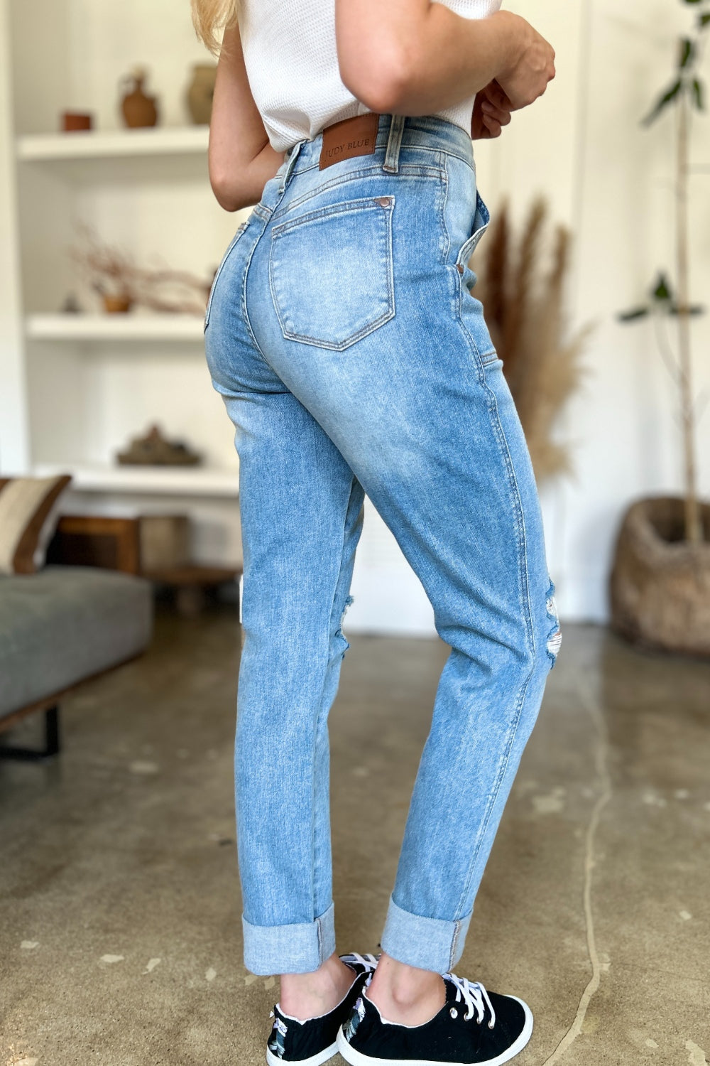 Denver Distressed Straight Jeans | Judy Blue