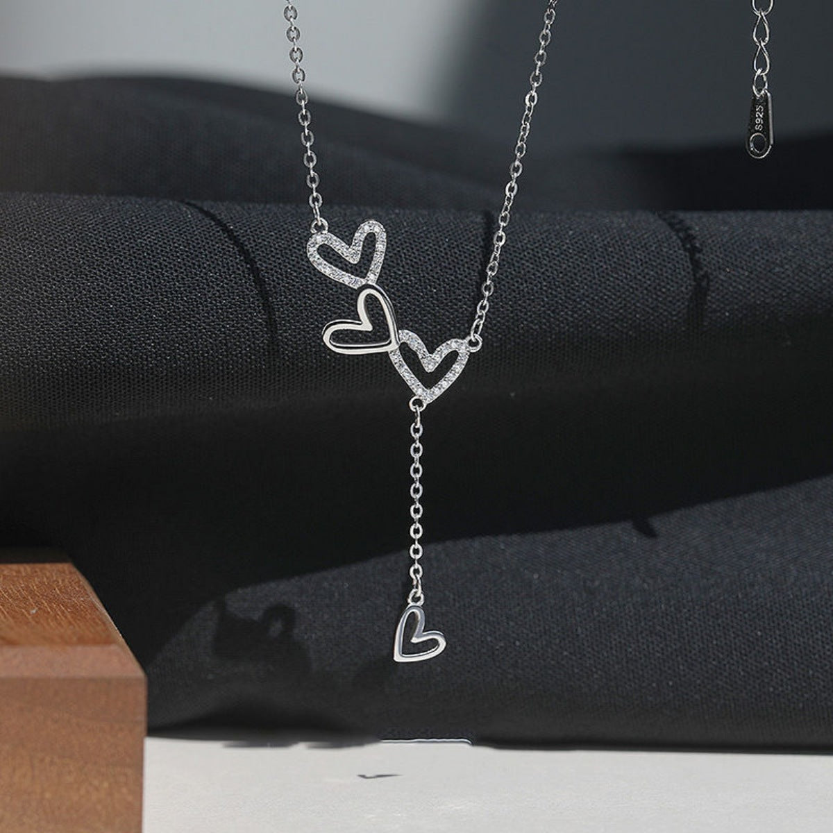 f8851b30-88ce-4951-b403-a759b9c9e7cc-Max