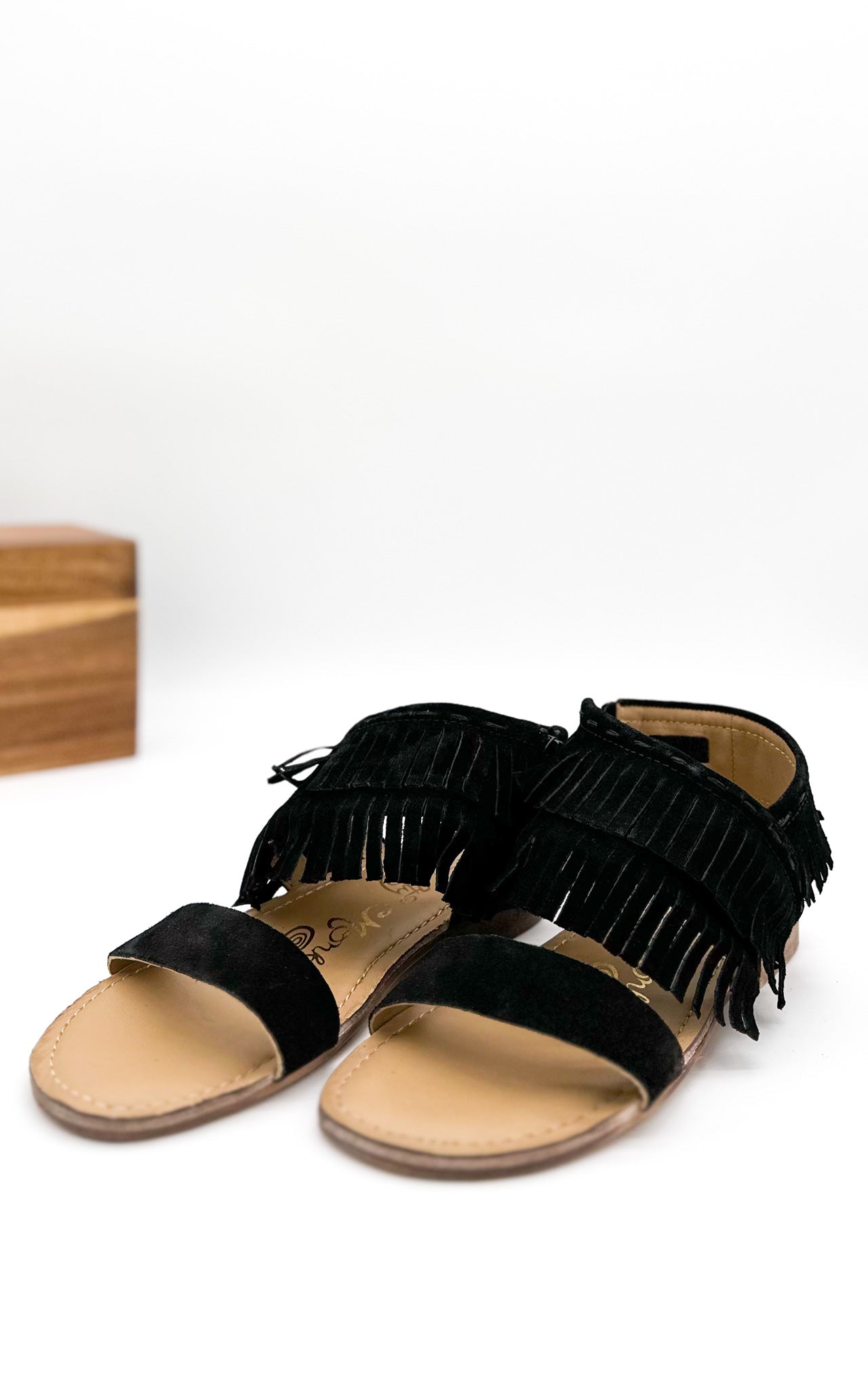 Fringe Star Sandals | Black