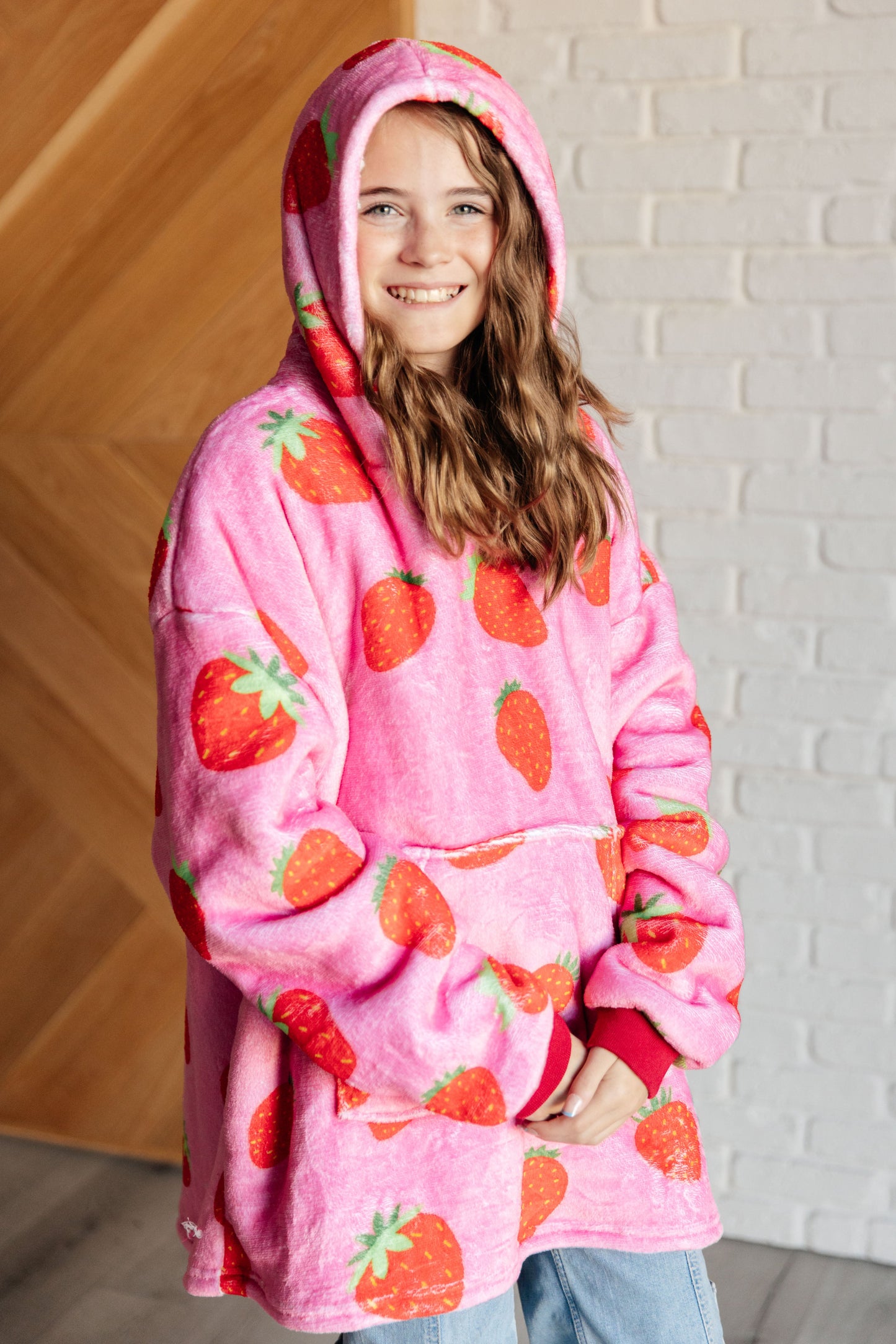 Adelynn Oversized Hoodie Blanket | Strawberry | Kid's