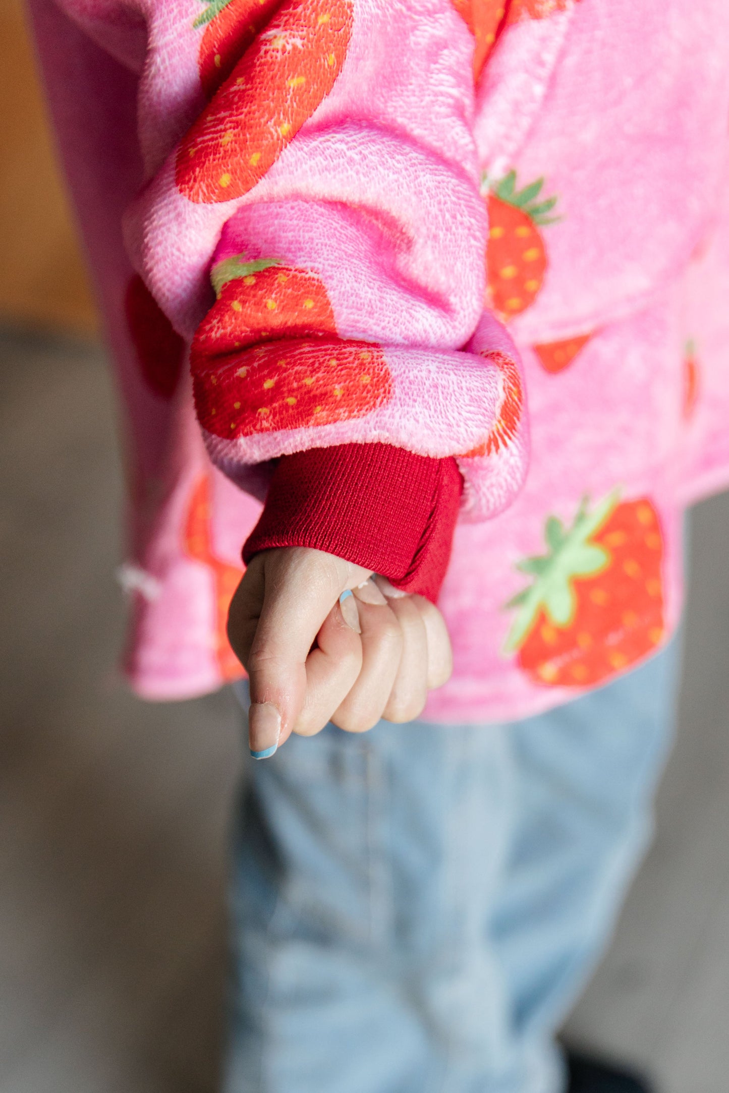 Adelynn Oversized Hoodie Blanket | Strawberry | Kid's