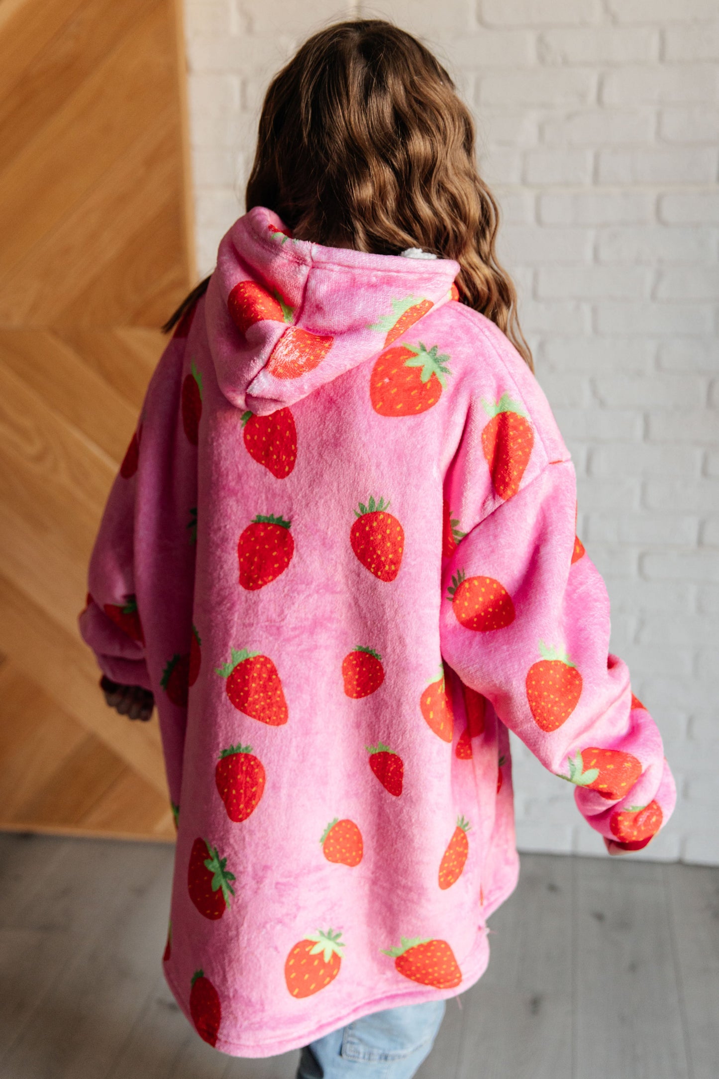 Adelynn Oversized Hoodie Blanket | Strawberry | Kid's