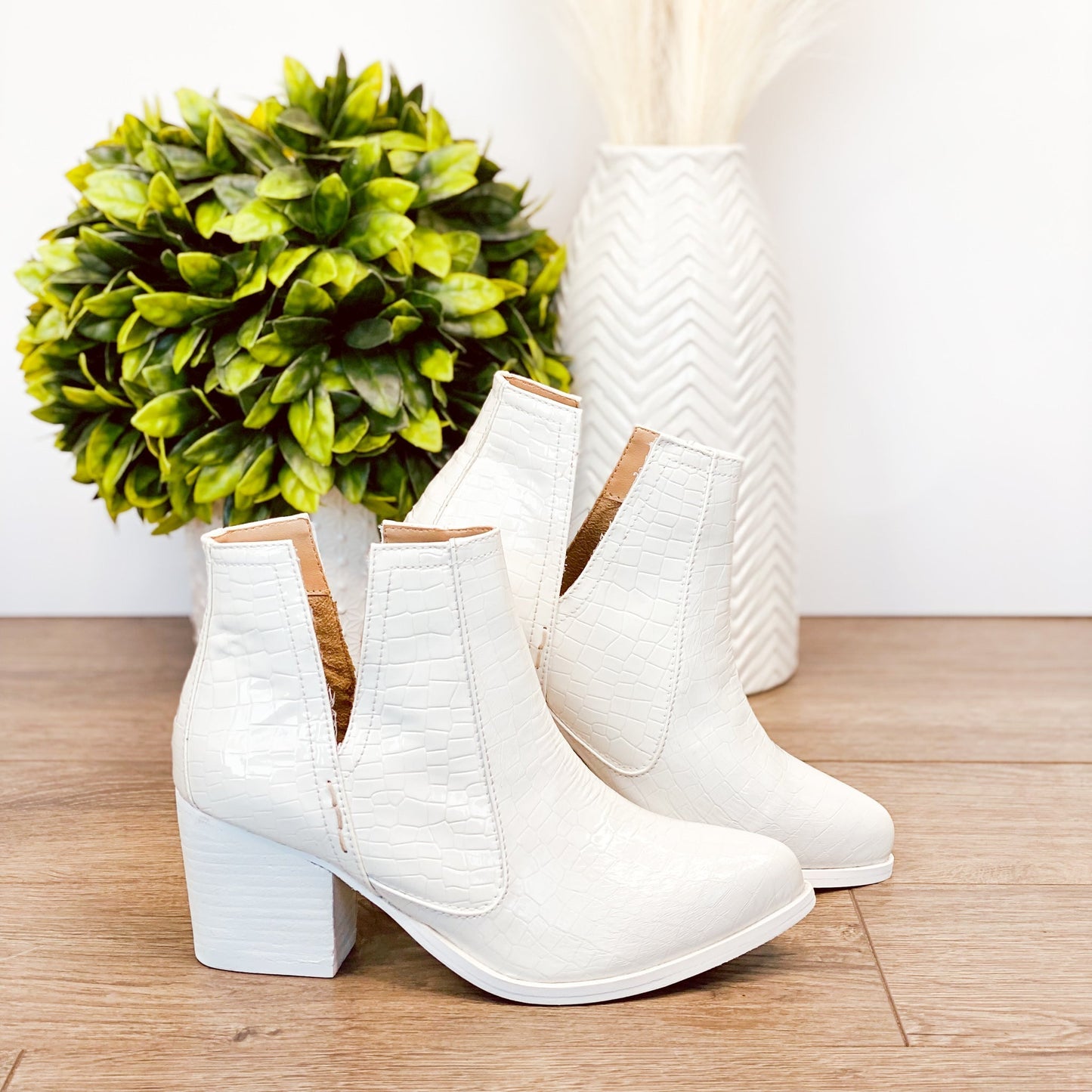 Tarim Booties | White Croc