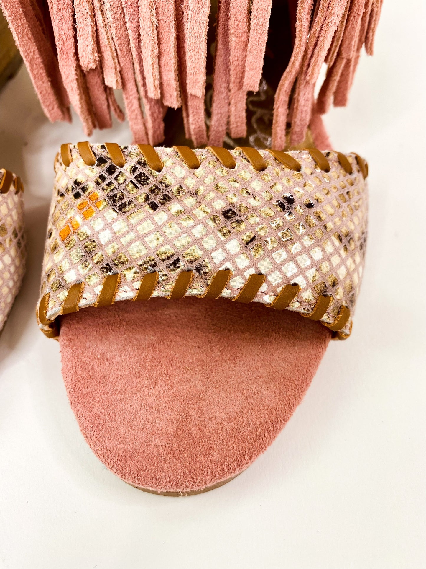 True Fringe Wedges | Blush