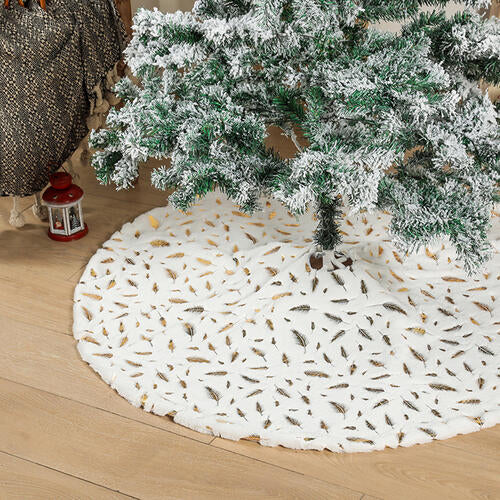Feathered Christmas Tree Skirt