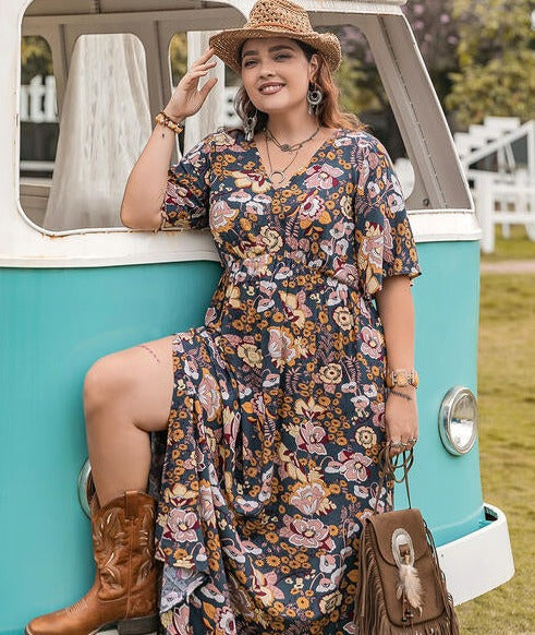 Floral Slit Dress | Curvy