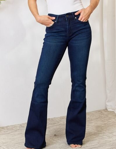 Distinctive Mid-Rise Flare Jeans | Kancan