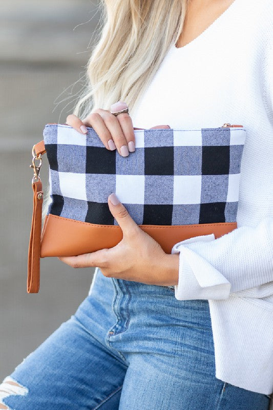 Buffalo Plaid Clutch | White or Red - Bella Lia Boutique