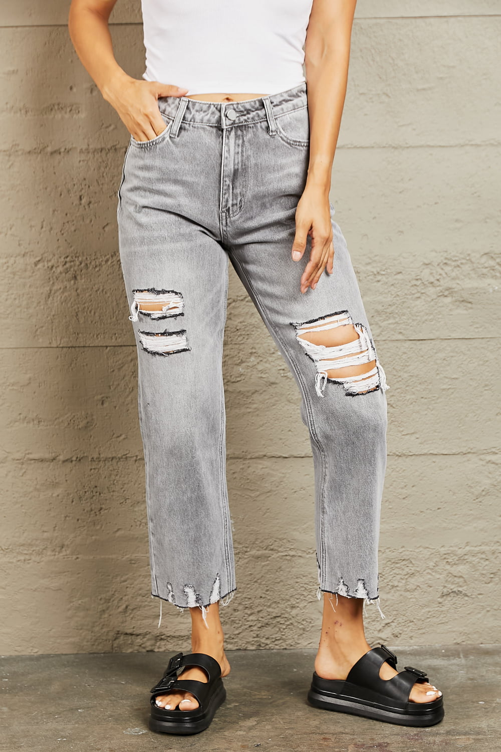 Alicia High Waisted Cropped Mom Jeans | Bayeas