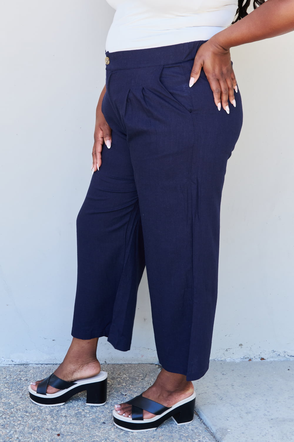 In The Mix Pleated Linen Pants | Dark Navy
