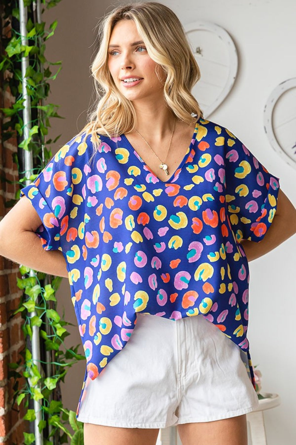 Mia V-Neck Short Sleeve Blouse